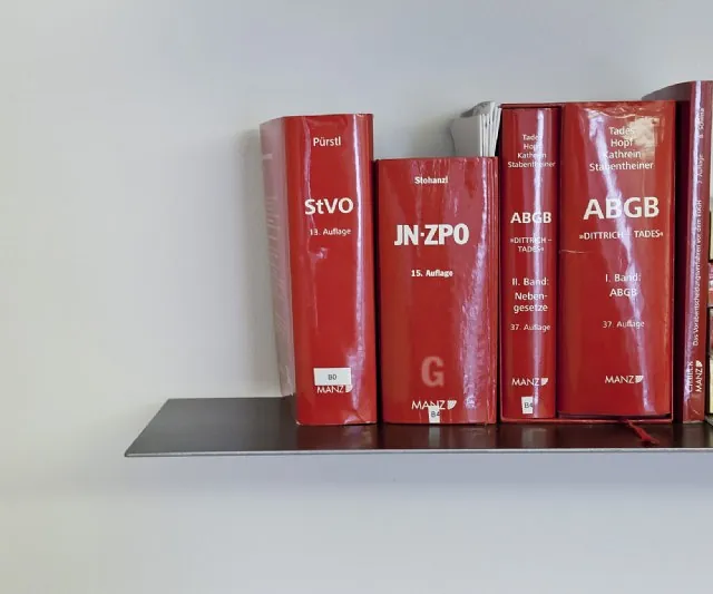 Liegenschaftskaufverträge samt Grundbuchabwicklung
